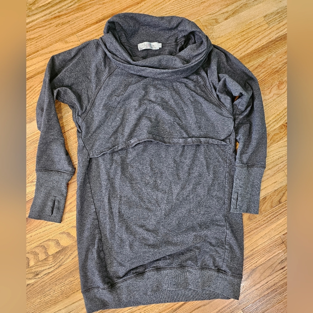 Latched Mama nursing tunic
